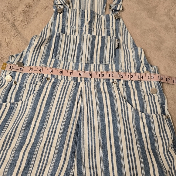 Squeeze Jeans Overall Shorts Denim Blue y2k Eyelace Ruffle Trim Whimsy Cottage L - Picture 10 of 15